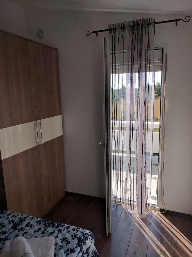 Apartmani Deak 비르 외부 사진